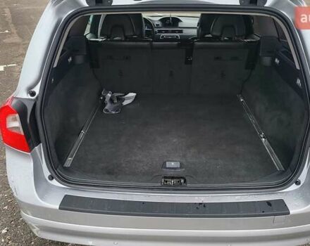 Сірий Вольво V70, об'ємом двигуна 2 л та пробігом 165 тис. км за 8000 $, фото 17 на Automoto.ua