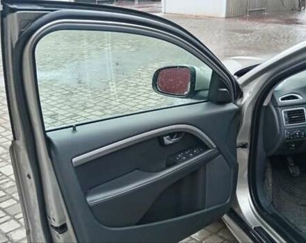 Серый Вольво В70, объемом двигателя 1.6 л и пробегом 205 тыс. км за 10500 $, фото 48 на Automoto.ua