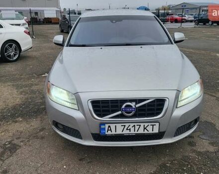 Сірий Вольво V70, об'ємом двигуна 2 л та пробігом 165 тис. км за 8000 $, фото 2 на Automoto.ua