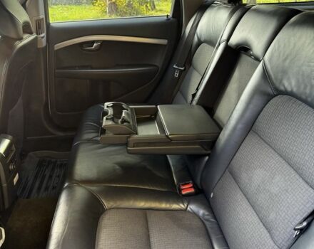 Серый Вольво В70, объемом двигателя 1.6 л и пробегом 220 тыс. км за 10500 $, фото 11 на Automoto.ua