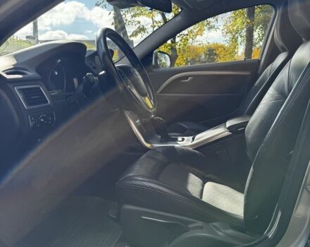 Серый Вольво В70, объемом двигателя 1.6 л и пробегом 220 тыс. км за 10500 $, фото 14 на Automoto.ua