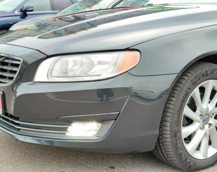 Серый Вольво В70, объемом двигателя 2 л и пробегом 256 тыс. км за 14899 $, фото 6 на Automoto.ua