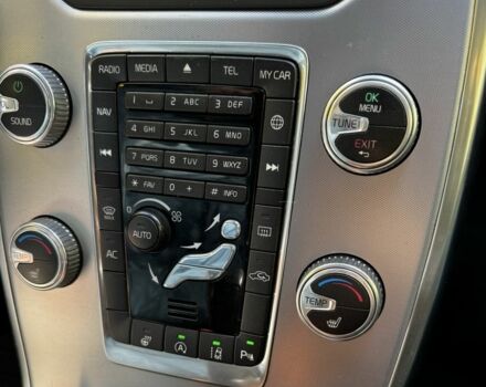 Серый Вольво В70, объемом двигателя 1.6 л и пробегом 220 тыс. км за 10500 $, фото 17 на Automoto.ua