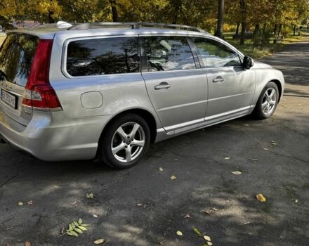 Серый Вольво В70, объемом двигателя 1.6 л и пробегом 220 тыс. км за 10500 $, фото 3 на Automoto.ua