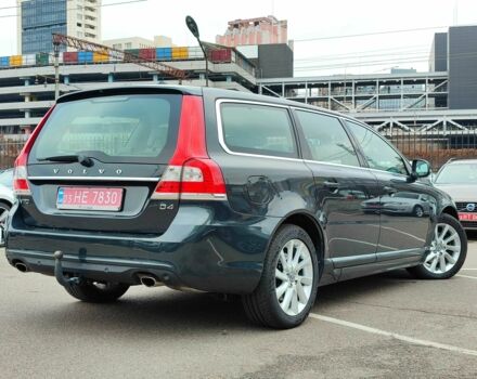 Серый Вольво В70, объемом двигателя 2 л и пробегом 256 тыс. км за 14899 $, фото 2 на Automoto.ua