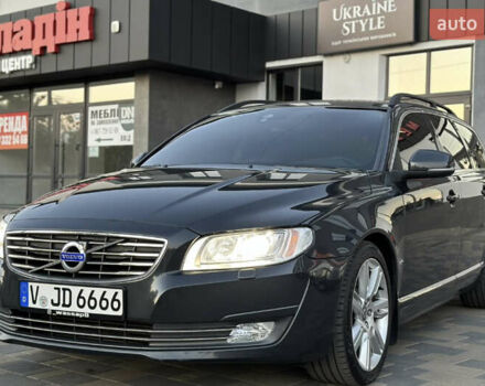 Серый Вольво В70, объемом двигателя 1.98 л и пробегом 280 тыс. км за 14999 $, фото 1 на Automoto.ua