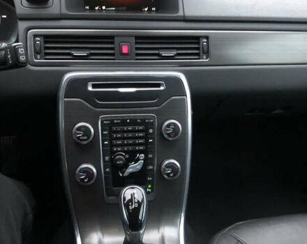 Серый Вольво В70, объемом двигателя 2 л и пробегом 260 тыс. км за 14900 $, фото 26 на Automoto.ua