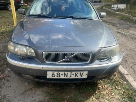 Вольво В70 2004 в Запорожье на Automoto.ua Серый Вольво В70, объемом двигателя 2.4 л и пробегом 395 тыс. км за 1999 $, фото 1 на Automoto.ua