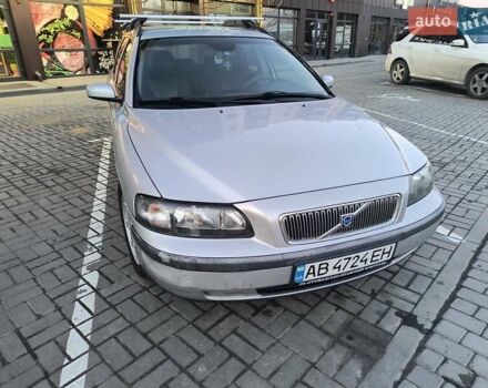Сірий Вольво V70, об'ємом двигуна 2.4 л та пробігом 417 тис. км за 5000 $, фото 1 на Automoto.ua
