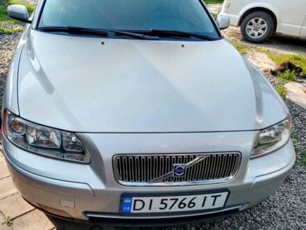 Сірий Вольво V70, об'ємом двигуна 2.4 л та пробігом 343 тис. км за 6500 $, фото 1 на Automoto.ua