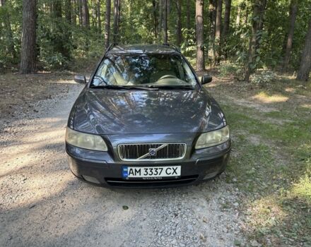 Сірий Вольво V70, об'ємом двигуна 2.4 л та пробігом 422 тис. км за 6973 $, фото 1 на Automoto.ua