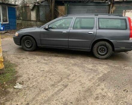 Серый Вольво В70, объемом двигателя 0 л и пробегом 400 тыс. км за 3200 $, фото 1 на Automoto.ua