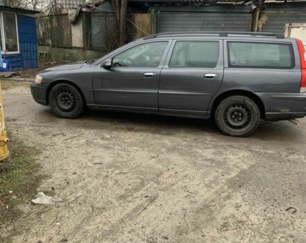 Серый Вольво В70, объемом двигателя 0 л и пробегом 400 тыс. км за 3300 $, фото 1 на Automoto.ua