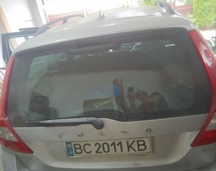 Сірий Вольво V70, об'ємом двигуна 2 л та пробігом 313 тис. км за 3000 $, фото 1 на Automoto.ua