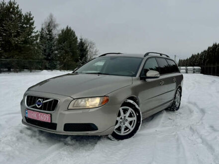 Серый Вольво В70, объемом двигателя 1.56 л и пробегом 253 тыс. км за 6900 $, фото 1 на Automoto.ua