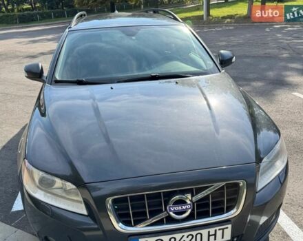 Серый Вольво В70, объемом двигателя 1.56 л и пробегом 313 тыс. км за 7999 $, фото 1 на Automoto.ua