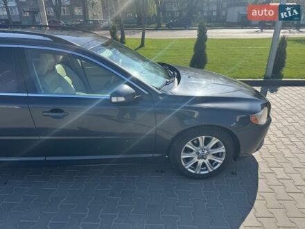 Сірий Вольво V70, об'ємом двигуна 2.4 л та пробігом 465 тис. км за 9900 $, фото 1 на Automoto.ua