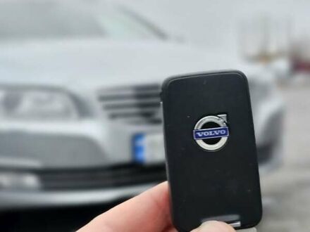 Вольво В70 2014 в Николаеве на Automoto.ua Серый Вольво В70, объемом двигателя 1.97 л и пробегом 486 тыс. км за 9980 $, фото 1 на Automoto.ua