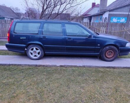 Синий Вольво В70, объемом двигателя 0 л и пробегом 489 тыс. км за 1084 $, фото 3 на Automoto.ua