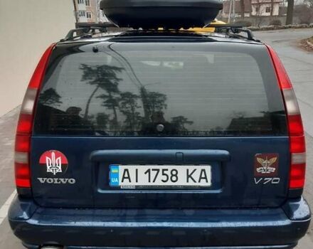 Синий Вольво В70, объемом двигателя 2.44 л и пробегом 390 тыс. км за 3600 $, фото 8 на Automoto.ua