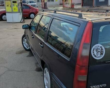 Вольво В70 1999 в Харькове на Automoto.ua Синий Вольво В70, объемом двигателя 2.5 л и пробегом 340 тыс. км за 2000 $, фото 3 на Automoto.ua