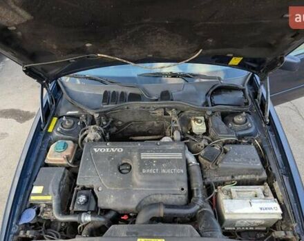 Вольво В70 1999 в Харькове на Automoto.ua Синий Вольво В70, объемом двигателя 2.5 л и пробегом 340 тыс. км за 2000 $, фото 9 на Automoto.ua