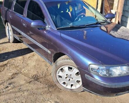 Синий Вольво В70, объемом двигателя 2.5 л и пробегом 390 тыс. км за 4999 $, фото 6 на Automoto.ua