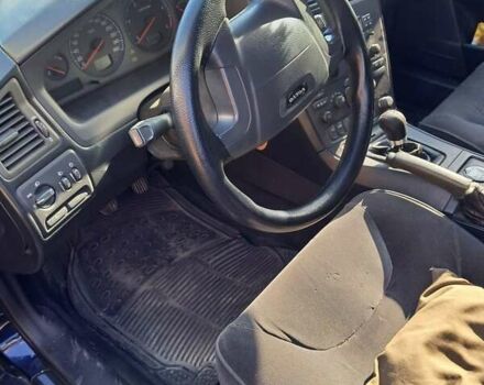 Синий Вольво В70, объемом двигателя 2.5 л и пробегом 390 тыс. км за 4999 $, фото 7 на Automoto.ua