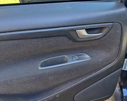 Синий Вольво В70, объемом двигателя 2.5 л и пробегом 390 тыс. км за 4999 $, фото 1 на Automoto.ua