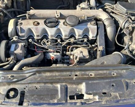 Синий Вольво В70, объемом двигателя 2.5 л и пробегом 390 тыс. км за 4999 $, фото 10 на Automoto.ua