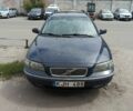 Синий Вольво В70, объемом двигателя 2.4 л и пробегом 383 тыс. км за 2995 $, фото 1 на Automoto.ua