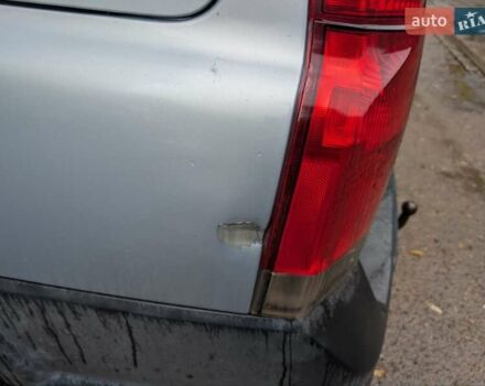 Синий Вольво В70, объемом двигателя 2.44 л и пробегом 190 тыс. км за 4490 $, фото 2 на Automoto.ua