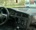 Синий Вольво В70, объемом двигателя 2.44 л и пробегом 448 тыс. км за 2750 $, фото 13 на Automoto.ua