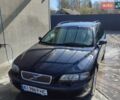 Синий Вольво В70, объемом двигателя 2.44 л и пробегом 448 тыс. км за 2750 $, фото 1 на Automoto.ua