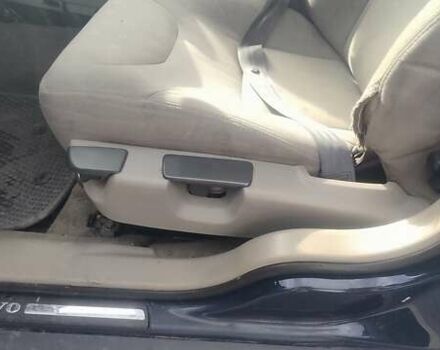 Вольво В70 2003 в Черкассах на Automoto.ua Синий Вольво В70, объемом двигателя 2.4 л и пробегом 320 тыс. км за 4200 $, фото 14 на Automoto.ua