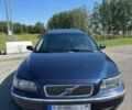 Синий Вольво В70, объемом двигателя 2.4 л и пробегом 309 тыс. км за 2614 $, фото 2 на Automoto.ua