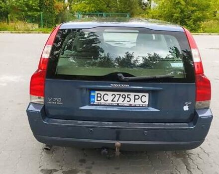 Синий Вольво В70, объемом двигателя 2.4 л и пробегом 380 тыс. км за 6100 $, фото 2 на Automoto.ua
