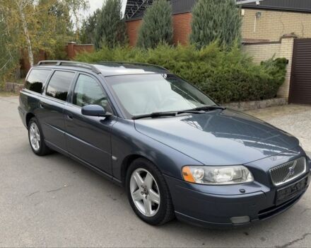 Вольво V70 2006 у Синельниковом на Automoto.ua Синій Вольво V70, об'ємом двигуна 2.4 л та пробігом 300 тис. км за 3190 $, фото 2 на Automoto.ua