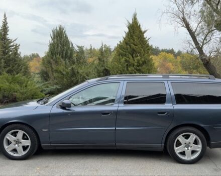 Вольво V70 2006 у Синельниковом на Automoto.ua Синій Вольво V70, об'ємом двигуна 2.4 л та пробігом 300 тис. км за 3190 $, фото 7 на Automoto.ua