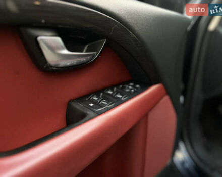 Синій Вольво V70, об'ємом двигуна 2.4 л та пробігом 390 тис. км за 7200 $, фото 22 на Automoto.ua