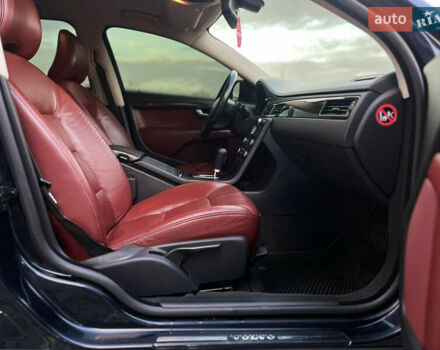 Синій Вольво V70, об'ємом двигуна 2.4 л та пробігом 390 тис. км за 7200 $, фото 31 на Automoto.ua