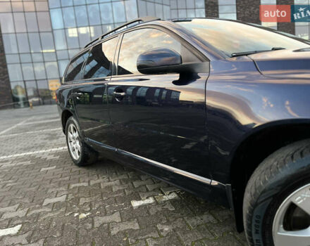 Синій Вольво V70, об'ємом двигуна 2.4 л та пробігом 390 тис. км за 7200 $, фото 10 на Automoto.ua