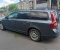 Синий Вольво В70, объемом двигателя 2.4 л и пробегом 317 тыс. км за 3850 $, фото 3 на Automoto.ua