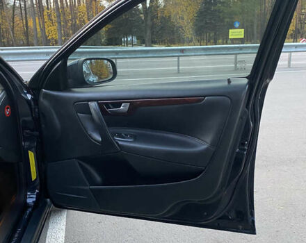 Синий Вольво В70, объемом двигателя 2.44 л и пробегом 315 тыс. км за 5500 $, фото 13 на Automoto.ua