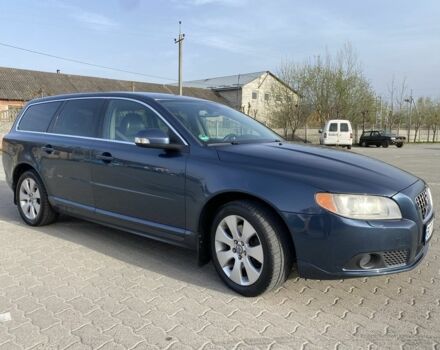 Синий Вольво В70, объемом двигателя 2.4 л и пробегом 360 тыс. км за 7500 $, фото 7 на Automoto.ua