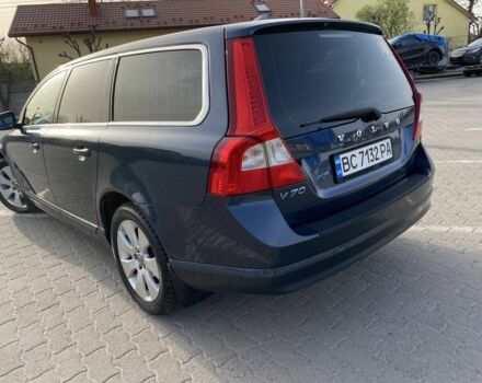 Синий Вольво В70, объемом двигателя 2.4 л и пробегом 360 тыс. км за 7500 $, фото 5 на Automoto.ua