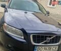 Синий Вольво В70, объемом двигателя 2.4 л и пробегом 305 тыс. км за 7800 $, фото 1 на Automoto.ua