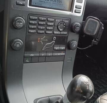 Синій Вольво V70, об'ємом двигуна 2 л та пробігом 276 тис. км за 8500 $, фото 18 на Automoto.ua