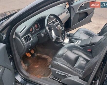 Синий Вольво В70, объемом двигателя 1.56 л и пробегом 200 тыс. км за 7300 $, фото 14 на Automoto.ua