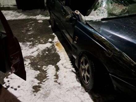 Вольво В70 1998 в Ужгороде на Automoto.ua Синий Вольво В70, объемом двигателя 2 л и пробегом 500 тыс. км за 1500 $, фото 1 на Automoto.ua
